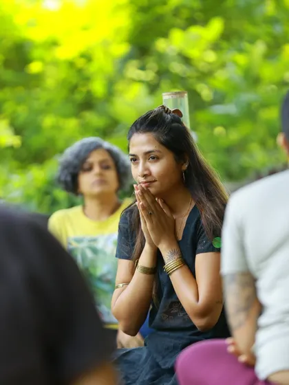 A moment of gratitude and intention setting at Flow Fest. I begin my sessions by bringing the group together to honor the space, each other, and the practice.