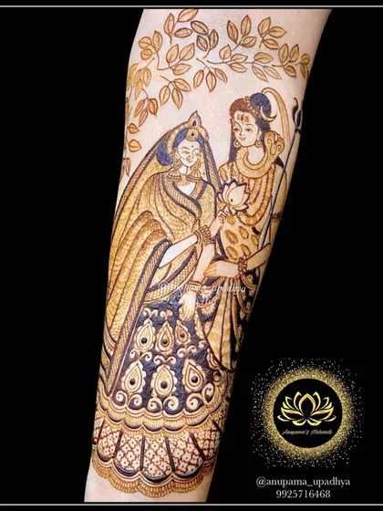 This finished Shiv Parvati design is accompanied by a small poem about their divine love story. It is a reminder that some of the greatest love stories are written in the stars, and I am humbled to recreate them in henna.