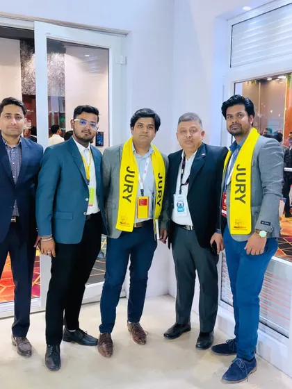 With fellow jury members at the Acetech exhibition. These events are a great opportunity to exchange ideas and stay at the forefront of architectural innovation.