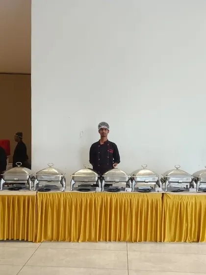 A wide shot of the professional buffet line we set up for a wedding anniversary, ensuring a memorable dining experience for the special occasion.