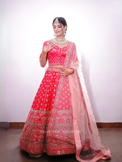 A final full-length view of the pretty pink lehenga.