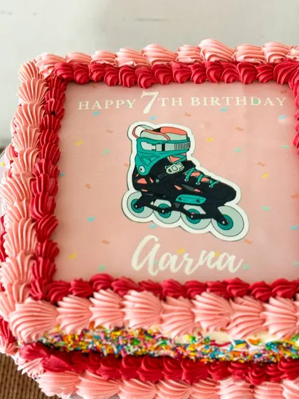 Another angle of the square skater-themed cake.