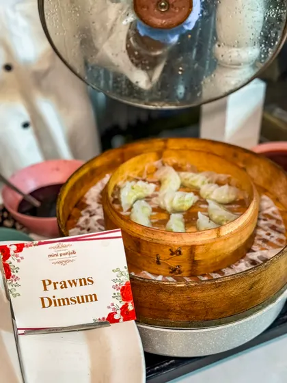 A taste of Asia with our delicate Prawns Dimsum. Served in traditional bamboo steamers, these bite-sized delights are a sophisticated and flavourful addition to any menu.