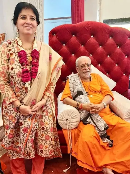 With one of the spiritual leaders at the ashram. These interactions are deeply enriching and reinforce my commitment to using music as a bridge for spiritual connection and inner well-being.