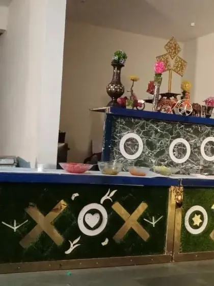 A full view of the quirky and modern "XOXO" counter, perfect for a mehendi, sangeet, or cocktail party.