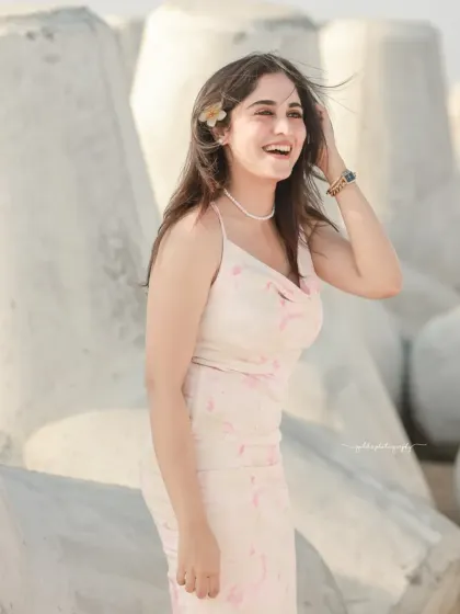 A series of carefree portraits of an actress on the beach. I captured the natural movement of her hair in the wind to create a sense of freedom and joy.
