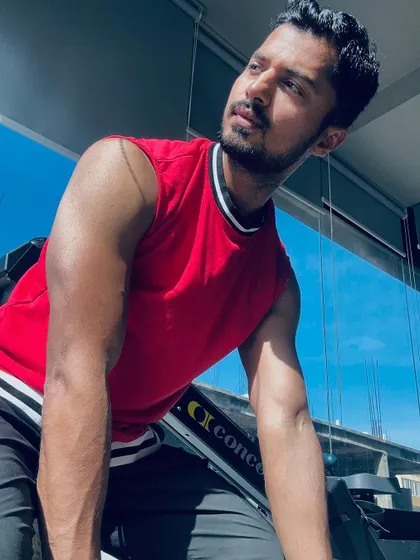 Another angle by the rowing machine, ready for the next set.