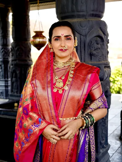 I'm proud to offer a beautiful collection of traditional Maharashtrian Navari sarees. This look, complete with authentic jewellery, is perfect for celebrating our rich heritage with grace and style.