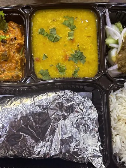 A customized thali with kadai paneer and yellow dal. I can always swap the dal makhni for a lighter dal if you prefer.