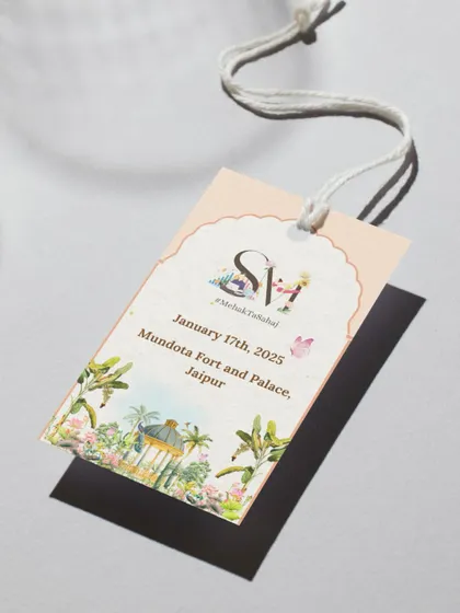 Don't let your guests' luggage get mixed up! I can design custom luggage tags that match your wedding theme. It's a small, practical detail that shows you've thought of everything to make their experience smooth and enjoyable.