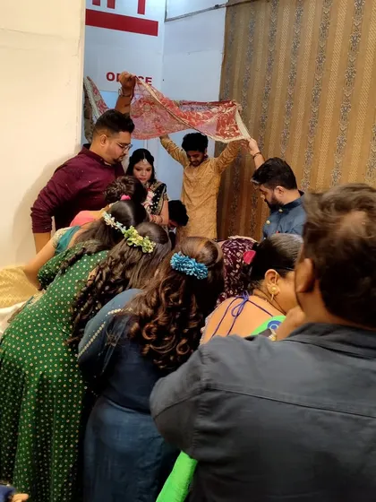 The family performs a traditional blessing for the mom-to-be as she enters. I help coordinate these rituals to ensure they are done beautifully.