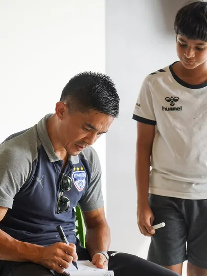 A young player gets his gear autographed by Sunil Chhetri, a personal and motivational moment to cherish from the camp.