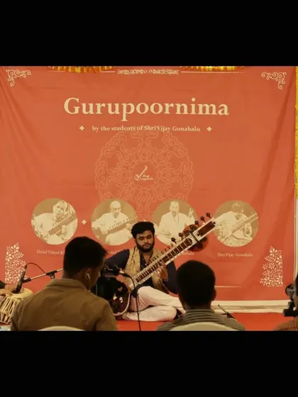 A wide shot of the Gurupoornima stage, showing the audience engaged in the performance. Creating this shared atmosphere is what a baithak is all about.