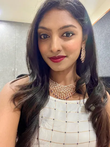 A final selfie from the multi-day Bhima Jewellers launch event.