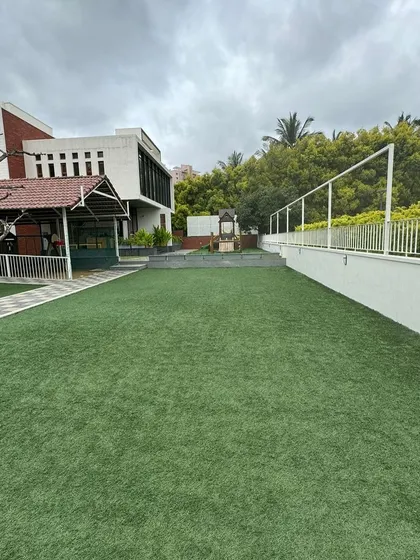 The beautiful, expansive turf at Kinfolk Montessori, one of our premium locations for football classes.