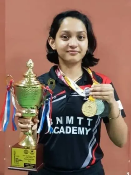 Deshna with a collection of medals, showcasing her dominance across multiple events in a single tournament.