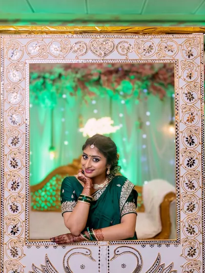 This engagement look is all about fresh, romantic beauty. I used a soft color palette and created a dewy finish, framed perfectly for a memorable photo, to celebrate the start of a new journey.