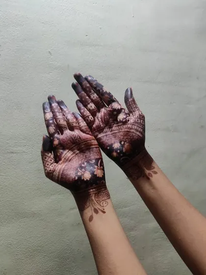 Another look at a beautiful, dark henna stain under natural light. I am currently taking orders for my organic mehndi cones.