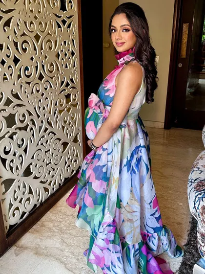 A dewy, soft glam look for a beautiful mommy-to-be at her baby shower. The makeup is fresh and radiant, designed to enhance her natural pregnancy glow.