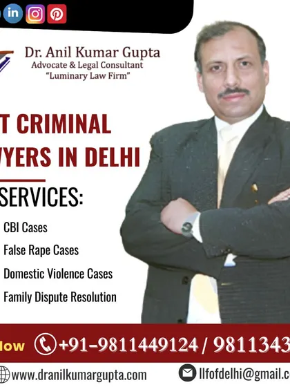 This image reiterates our position as leading criminal lawyers in Delhi. We offer specialized services in CBI cases, domestic violence, and family dispute resolution, showcasing the breadth of our legal practice.