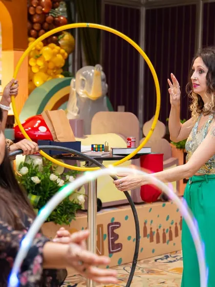 A hula hoop workshop in progress! Besides performances, I can also arrange for interactive entertainment where guests can learn a new skill and have fun together.
