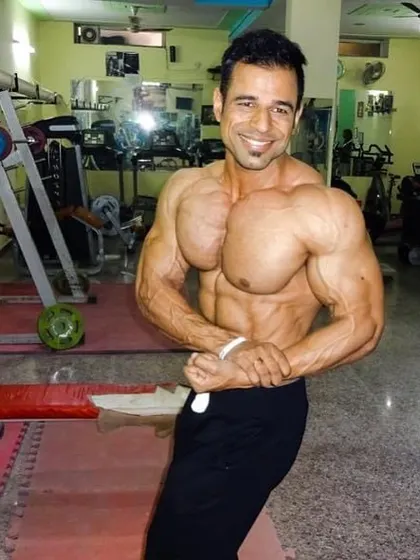 You will never win if you never begin. A side chest pose from one of my own prep phases.