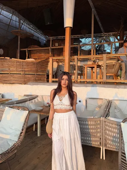 A final shot of my golden hour look.