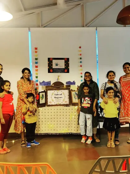 A lovely group photo with all the families after our Hungarian folktale adventure. It's wonderful to see parents and children connecting and sharing a creative experience together.