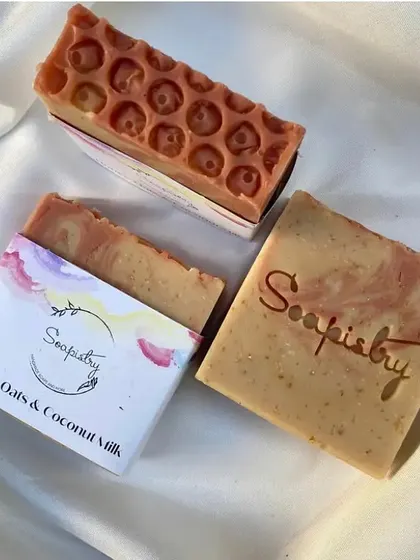 My Honey, Oats, and Coconut Milk soap is a treat for the skin. It contains organic honey and powdered oats for gentle exfoliation and deep moisturization.