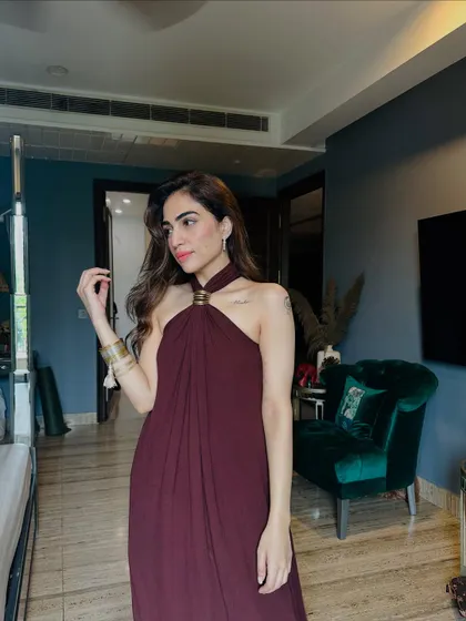 Another angle of my Rakhi outfit, showing the simple and clean lines of the dress.