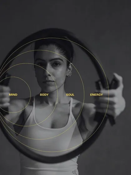 My teaching aims to help you align your mind, body, and soul. When these elements work in harmony, your energy flows freely. This image, with me holding a Pilates ring, symbolizes this focus on inner alignment.