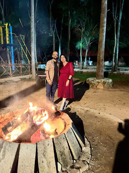 Cherish moments by the bonfire at our Ramanagara resort. It's the perfect way to end a day of adventure, with music and good company.