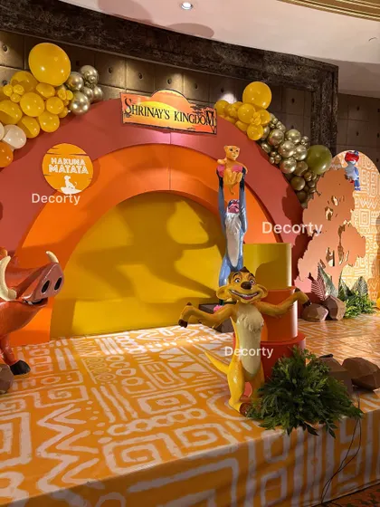 The full stage with character props, showing the scale and impact of the themed decoration.