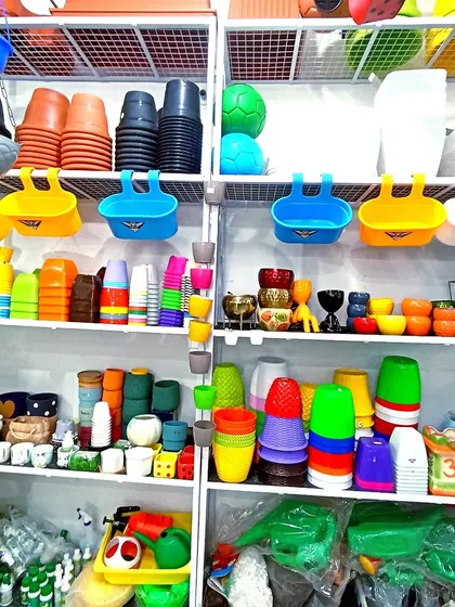 My shop is stocked with a huge variety of colorful plastic and ceramic pots. I have options for every style and need, from simple nursery pots to decorative planters.