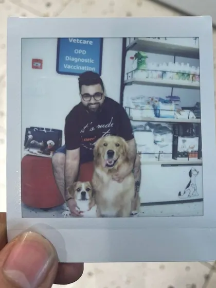 These polaroid pictures are cherished memories from our successful Grooming Fest. We are grateful to our team and our wonderful clients for making it such a special event.