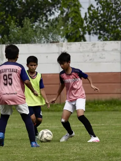 The heat of competition during an intra-academy match. Our players learn valuable game sense and sportsmanship by competing fiercely but fairly against their teammates.