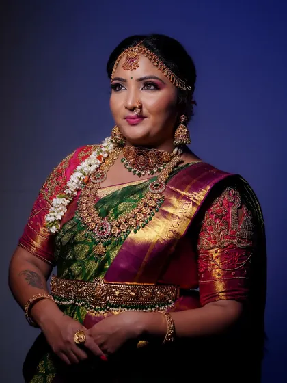 A perfect muhurtham look. This bride is wearing a full temple jewellery set from my collection, including the choker, haaram, vaddanam, and matha patti.