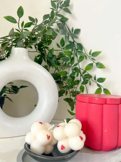 This Galentine's Day, turn your home into a sanctuary with our Daisy Jar Candles. They even come with free mini heart-blob candles.