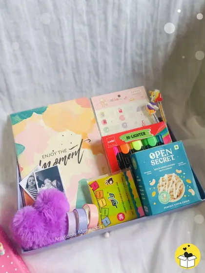 Along with the creative goodies, I added a box of healthy snacks to this kids' hamper to keep their energy up while they create.