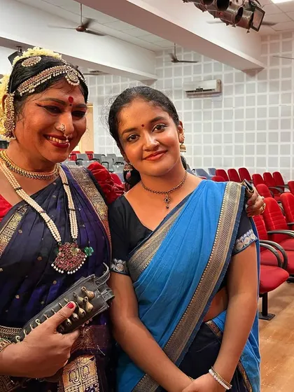 It was a true honor to sing for the dance recital of the legendary Padma Shri Dr. Narthaki Nataraj. Collaborating with such masters of their art form is a profound learning experience and deepens my own understanding of performance and storytelling.