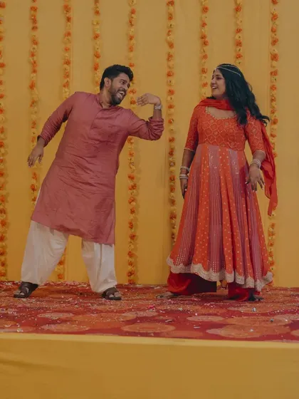 Another fun snapshot from a couple's dance routine. I incorporate simple, interactive moves that create a playful and engaging performance for everyone to watch.