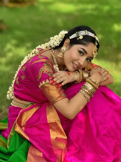 A close up of the South Indian look, where the makeup speaks for itself. The art is in the details.
