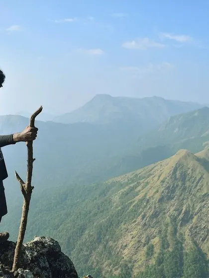 This is the moment it’s all for. Standing on top of the world, looking out at the endless rolling hills of the Western Ghats. We plan our treks to give you these moments of peace and breathtaking beauty, a true escape from the everyday.