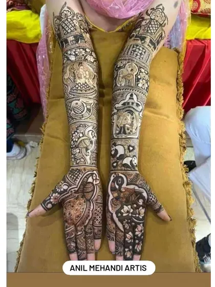 This unique design includes a variety of animal motifs, from traditional elephants to playful pandas. It shows that we can have fun and be creative with your bridal mehendi.