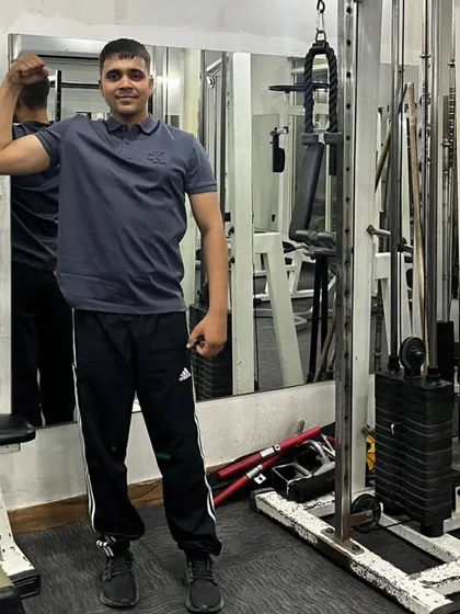 Bicep flex.