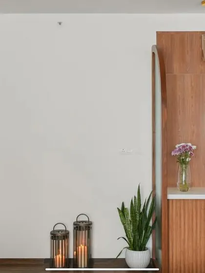 Sometimes, design is about leaving space to breathe. We intentionally left this nook near the foyer open, allowing our clients the freedom to use it as they wish, whether for a plant, an armchair, or nothing at all.