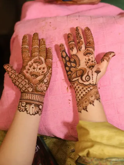 Another beautiful design for a wedding guest, showing that we give equal attention to everyone.