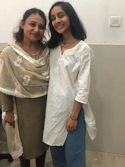 Here I am with my wonderful client, Namarta. Building a personal connection and offering support is a key part of my process. We work as a team to achieve your health goals.