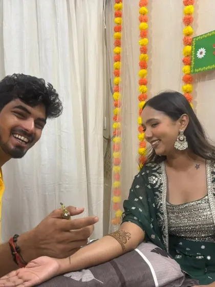 The best part of my job is sharing a laugh with my clients. A mehandi session should be a fun and happy experience.