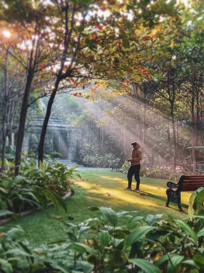 A quiet morning moment before a flight. Finding these beautiful sunrays in a park makes the early start completely worth it. This is the peaceful side of the FPV lifestyle.